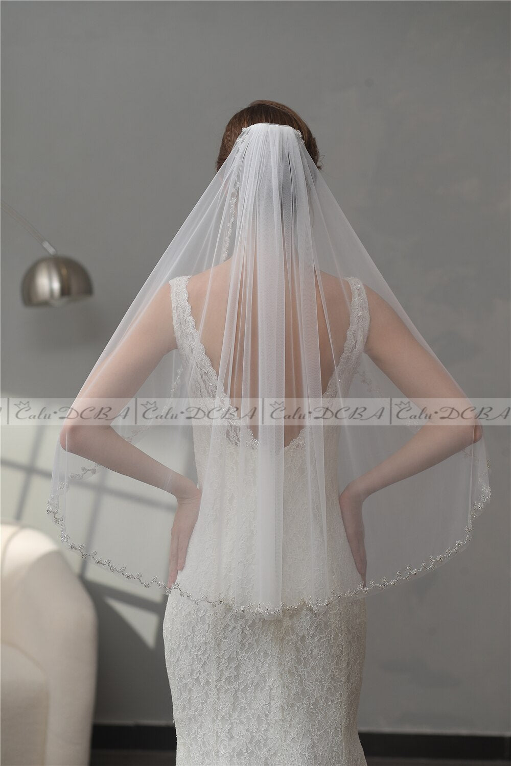 1 Tier Wedding Veil Short Elegant Beaded Crystal Pearls Rhinestones