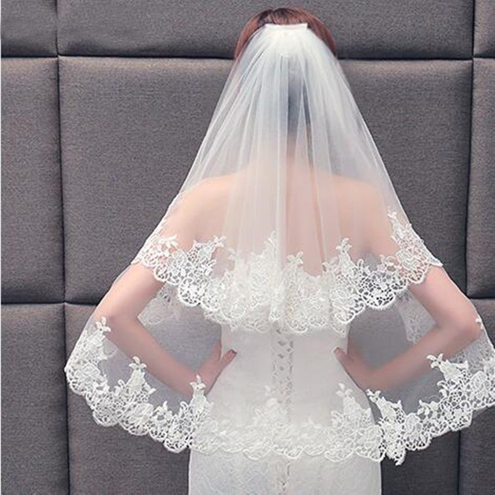 Elegant Two Layers Lace Bridal Veil With Comb Women Wedding Veil