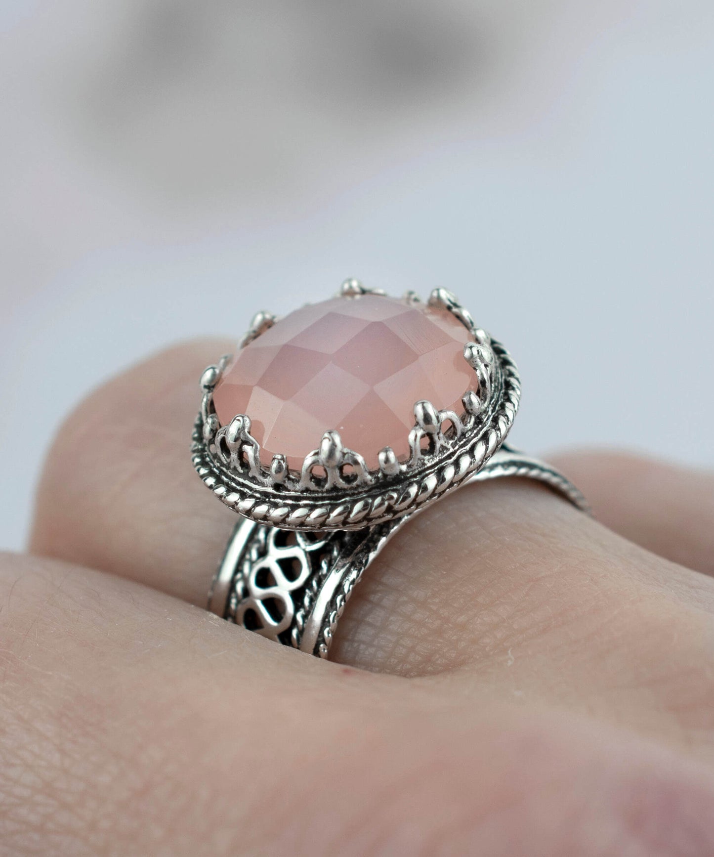 Filigree Art Pink Chalcedony Gemstone Women Silver Cocktail Ring