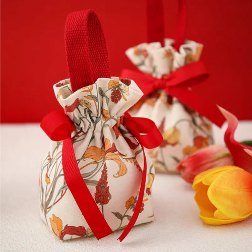 10 or 30 pieces Cloth Wedding Favor Chocolate Candy Bags Portable Gift Bags