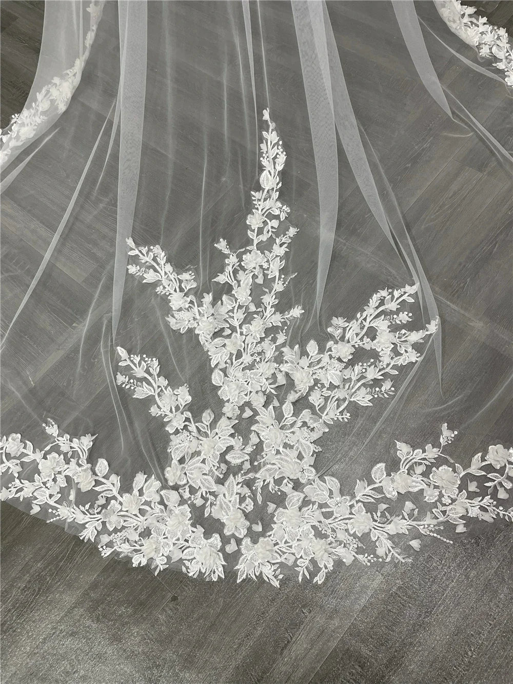 Wedding Veil 3D Petals Flowers Floral Veil 1 Tier Long Cathedral Lace