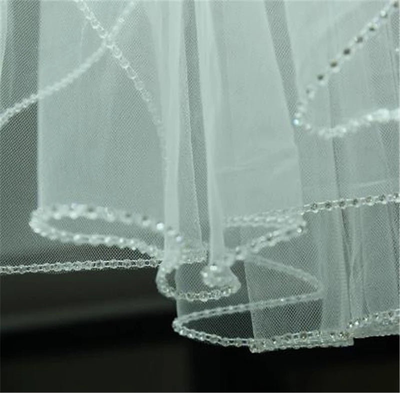 1 Layer Short Beaded Edge Bridal Veil With Comb Simple Tulle