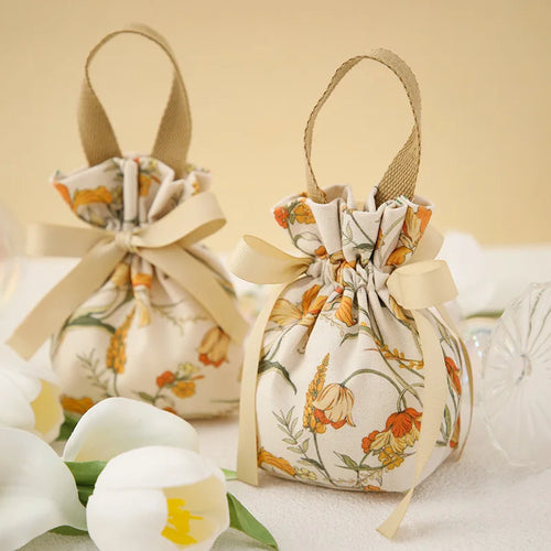 10 or 30 pieces Cloth Wedding Favor Chocolate Candy Bags Portable Gift Bags