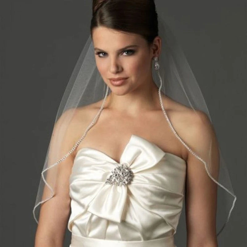 1 Layer Short Beaded Edge Bridal Veil With Comb Simple Tulle