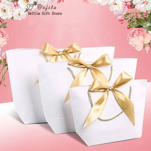 Large Size Gift Box Packaging Gold Handle Paper Gift Bags Kraft Paper