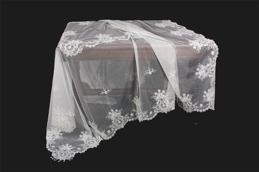 ML16144 Paisley Lace Beaded Tablecloth, 80"X80"