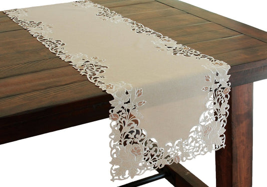 XD14039 Scrolling Rose Table Runner