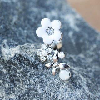 316L Stainless Steel Art of Brilliance Flower Field Cartilage Earring