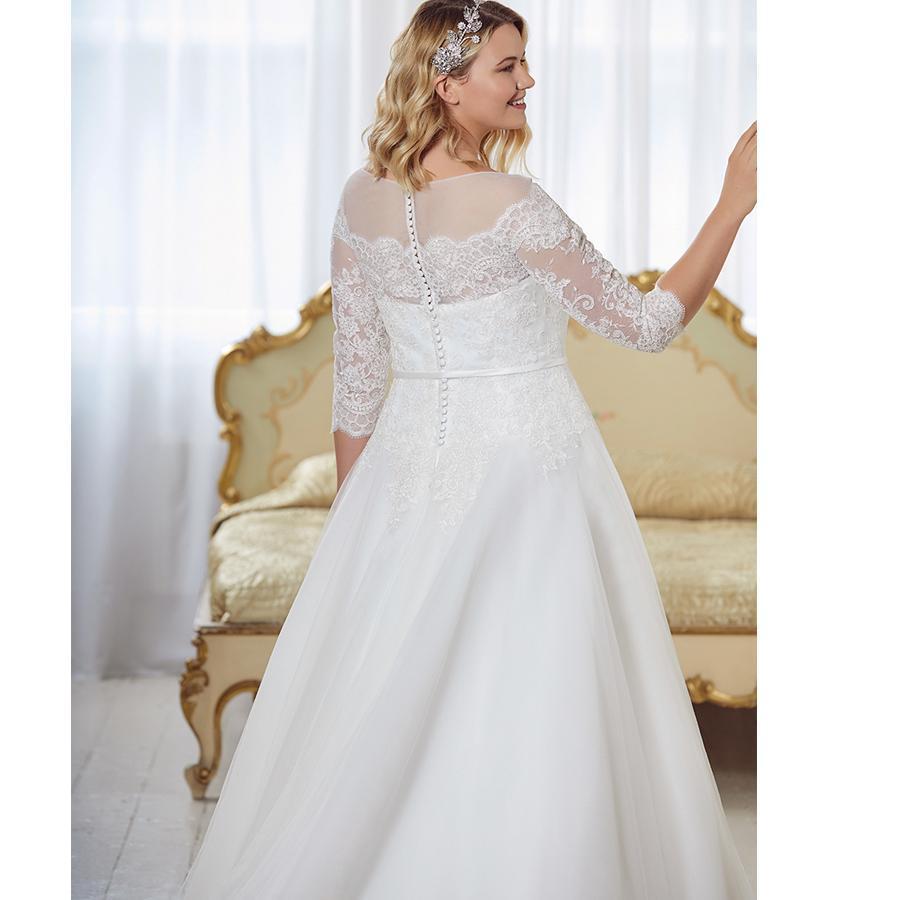 Elegant Three Quarter Sleeves Lace Wedding Dress